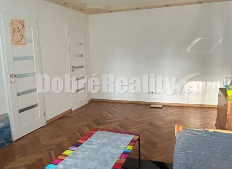 Nové Zámky 3-Zimmer-Wohnung Mieten reality Nové Zámky