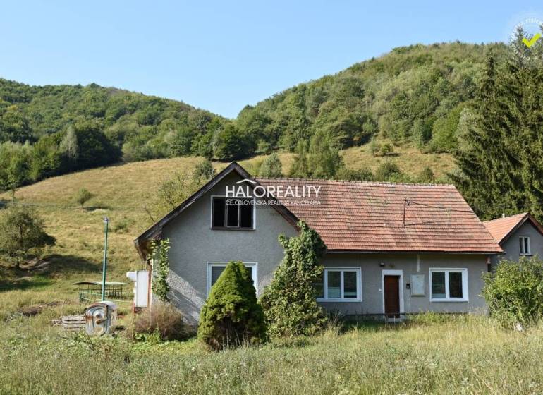 Ostrý Grúň Einfamilienhaus Kaufen reality Žarnovica