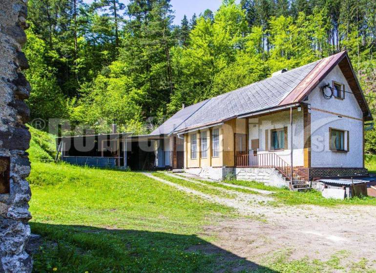 Kremnica Einfamilienhaus Kaufen reality Žiar nad Hronom