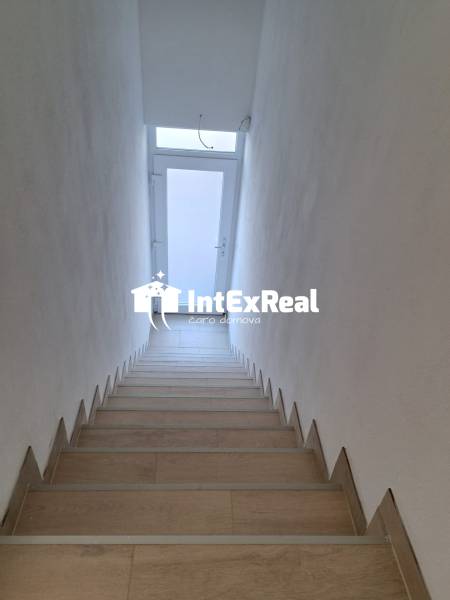 Prenájom, veľký  2 izbový byt, novostavba, Galanta, viac na: https://reality.intexreal.sk/