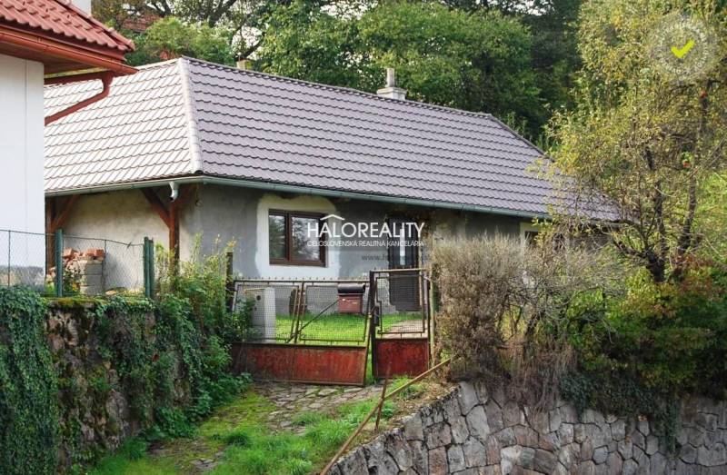 Nová Baňa Ferienhaus Kaufen reality Žarnovica