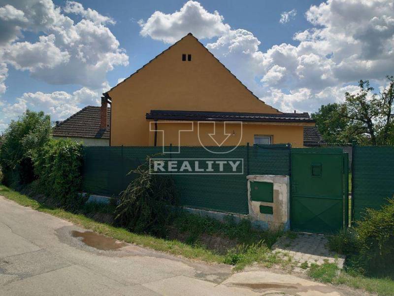 Podolie Einfamilienhaus Kaufen reality Nové Mesto nad Váhom