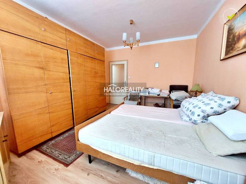 Levice 4-Zimmer-Wohnung Kaufen reality Levice