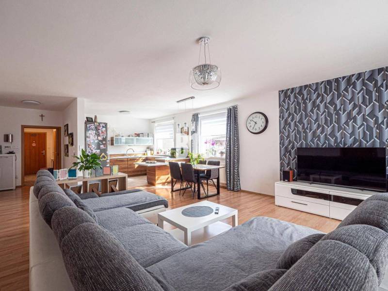 Bratislava - Podunajské Biskupice 4-Zimmer-Wohnung Kaufen reality Bratislava - Podunajské Biskupice