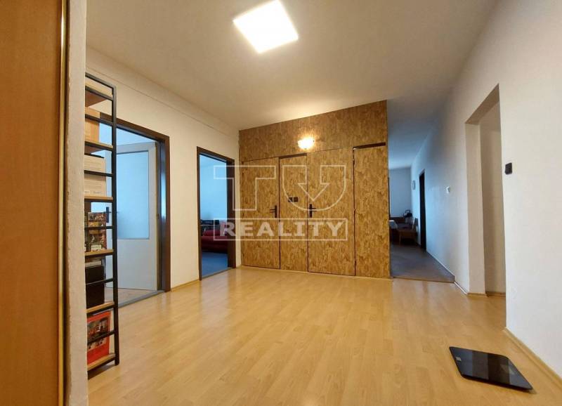 Topoľčany 4-Zimmer-Wohnung Kaufen reality Topoľčany