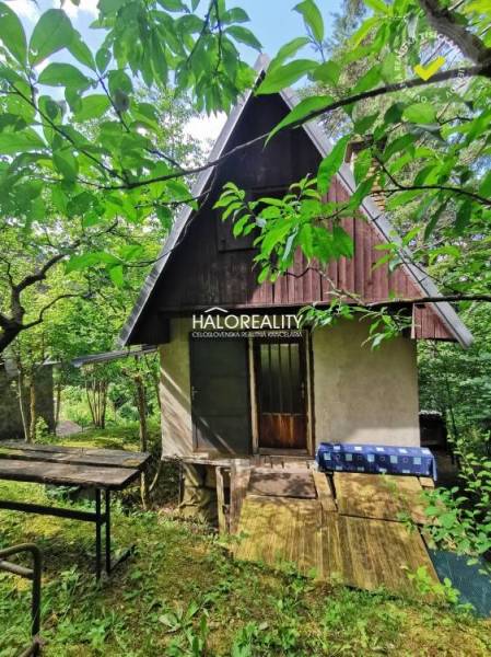 Malachov Garten Kaufen reality Banská Bystrica