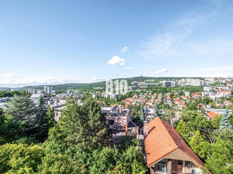 Bratislava - Staré Mesto 4-Zimmer-Wohnung Kaufen reality Bratislava - Staré Mesto