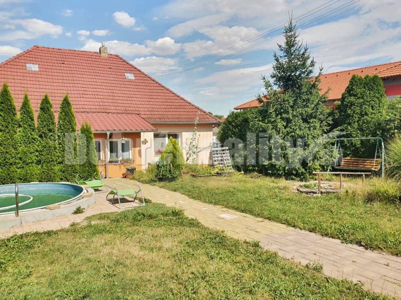 Komjatice Einfamilienhaus Suche reality Nové Zámky