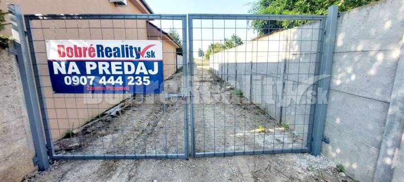 Kráľová nad Váhom Baugrund Kaufen reality Šaľa