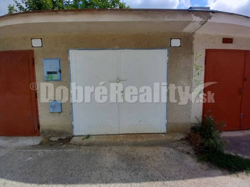 Nové Mesto nad Váhom Garage Kaufen reality Nové Mesto nad Váhom