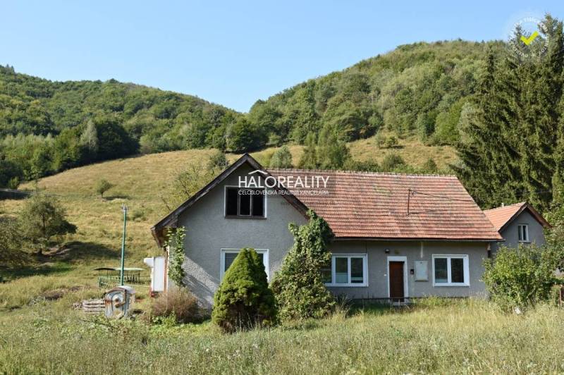 Ostrý Grúň Einfamilienhaus Kaufen reality Žarnovica