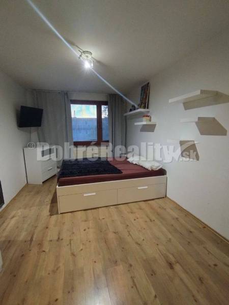 Šaľa 4-Zimmer-Wohnung Kaufen reality Šaľa