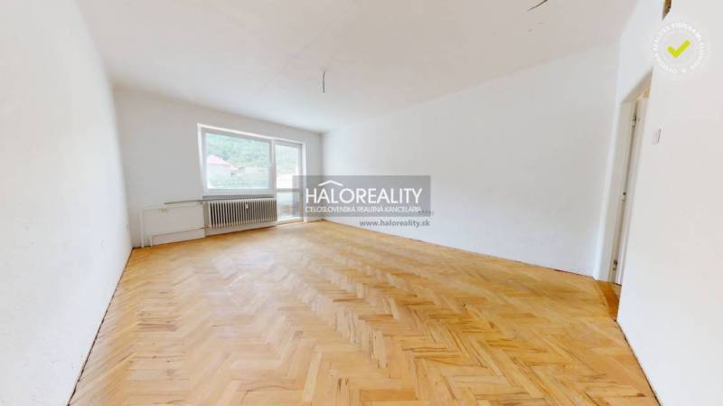 Hnúšťa 4-Zimmer-Wohnung Kaufen reality Rimavská Sobota