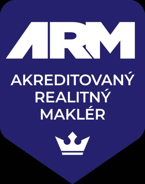 NARKS_logo_akreditovany_realitny_makler (2).png