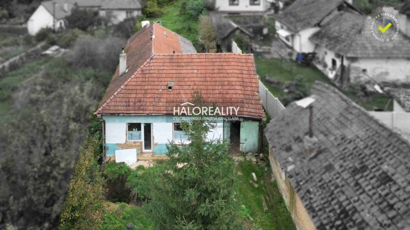 Hrachovište Einfamilienhaus Kaufen reality Nové Mesto nad Váhom