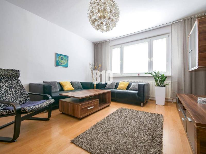 Bratislava - Petržalka 4-Zimmer-Wohnung Kaufen reality Bratislava - Petržalka