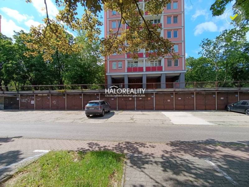 BA - Nové Mesto Garage Kaufen reality Bratislava - Nové Mesto