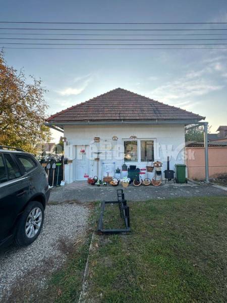 Starý Tekov Einfamilienhaus Kaufen reality Levice