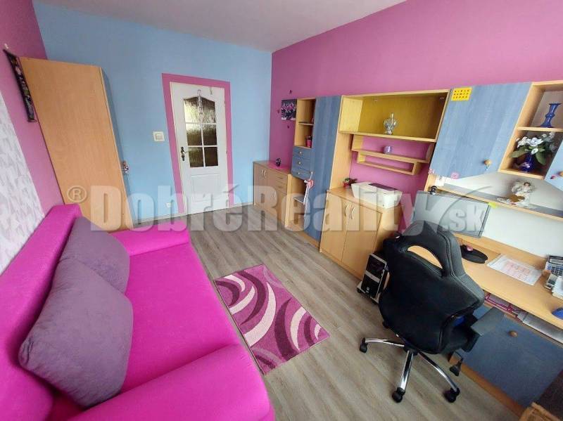 Banská Bystrica 3-Zimmer-Wohnung Mieten reality Banská Bystrica