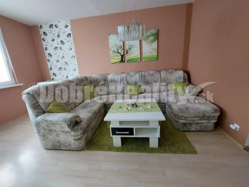 Banská Bystrica 3-Zimmer-Wohnung Mieten reality Banská Bystrica