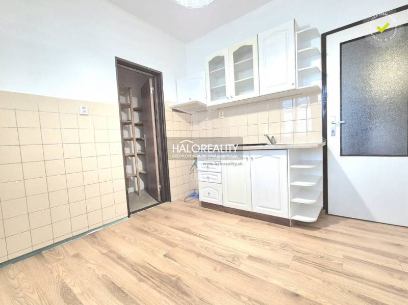 Považská Bystrica 3-Zimmer-Wohnung Kaufen reality Považská Bystrica