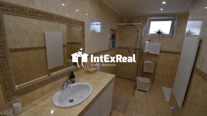 Romantický dom so všetkými vymoženosťami, Mostová, predaj, viac na: https://reality.intexreal.sk/