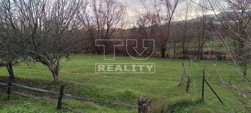 Prestavlky landwirtsch. Grundstücke Kaufen reality Žiar nad Hronom