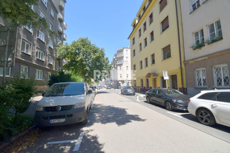 Bratislava - Staré Mesto 2-Zimmer-Wohnung Mieten reality Bratislava - Staré Mesto