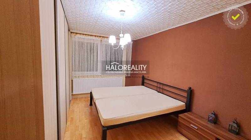 Rajčany 4-Zimmer-Wohnung Kaufen reality Topoľčany