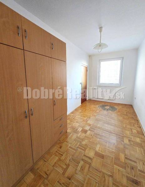 Prievidza 4-Zimmer-Wohnung Kaufen reality Prievidza