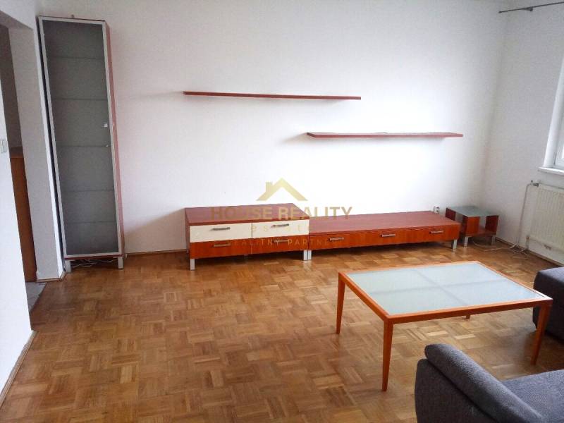 Bratislava - Dlhé diely 4-Zimmer-Wohnung Mieten reality Bratislava - Karlova Ves